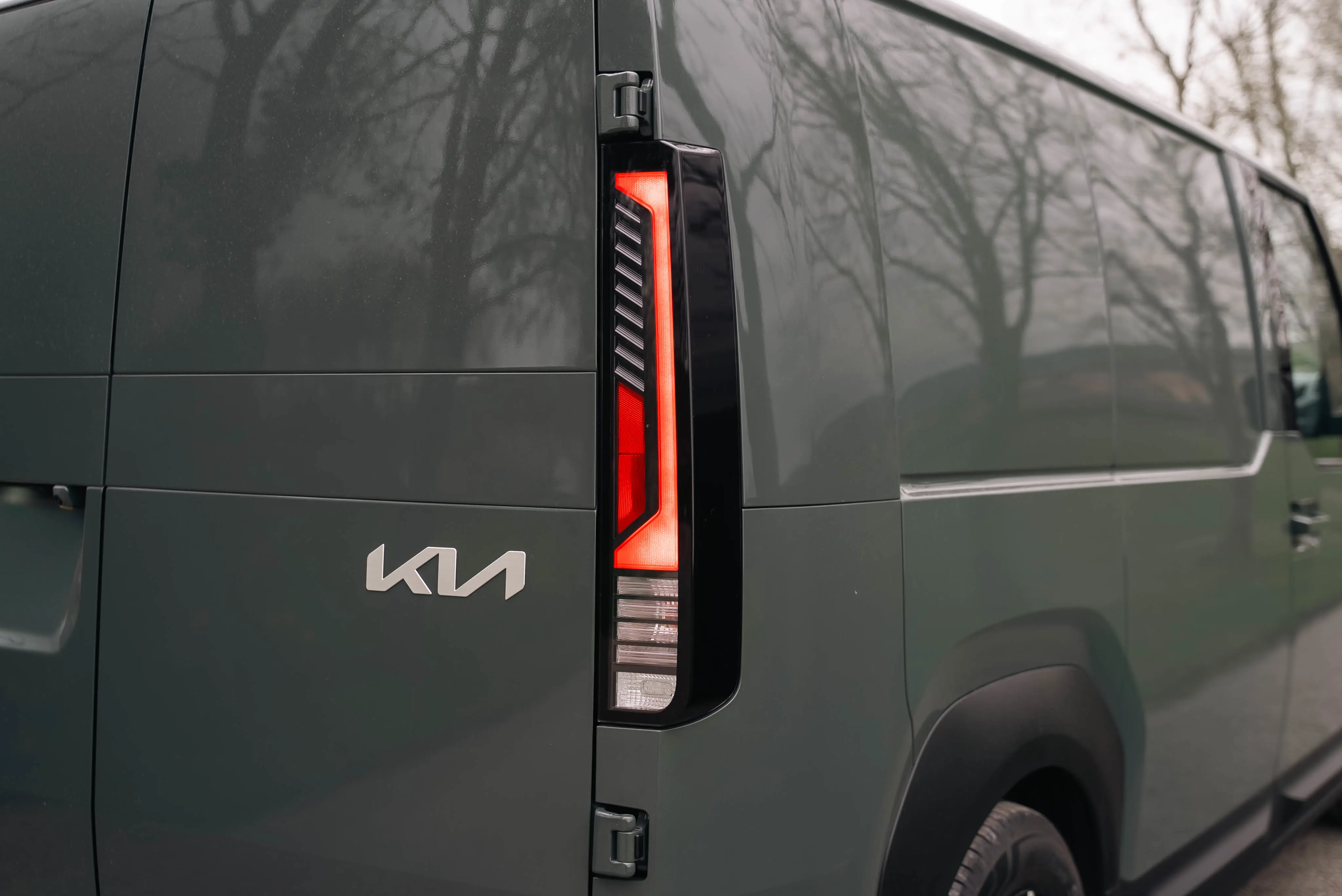 Kia PV5 Cargo L2 Electric 89KW Plus Standard Range 52KWH H1 Van Auto