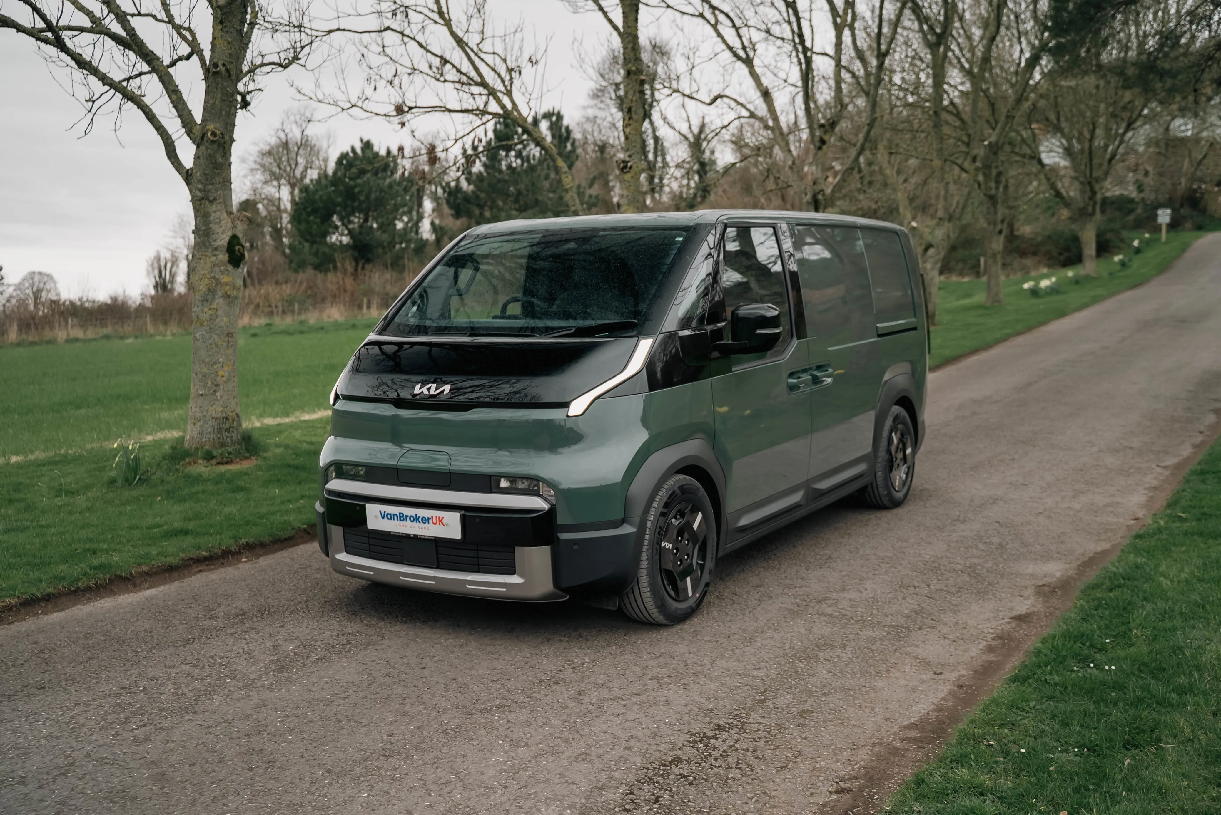 Kia PV5 Cargo L2 Electric 89KW Plus Standard Range 52KWH H1 Van Auto