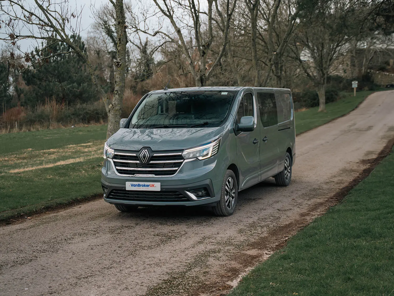 Renault Trafic LWB Diesel LL30 Blue DCI 150 Extra Sport Safety Crew Van