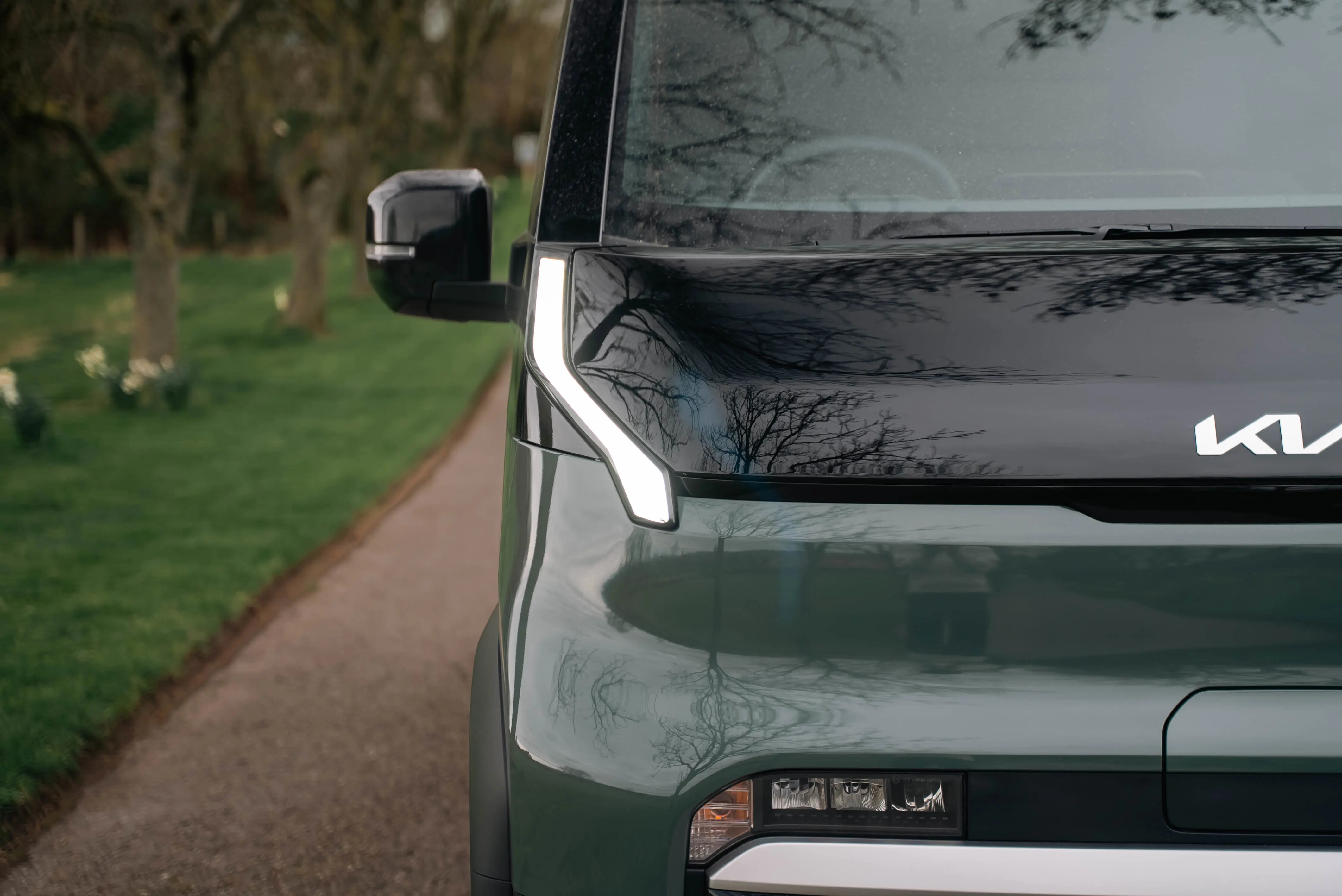 Kia PV5 Cargo L2 Electric 89KW Plus Standard Range 52KWH H1 Van Auto
